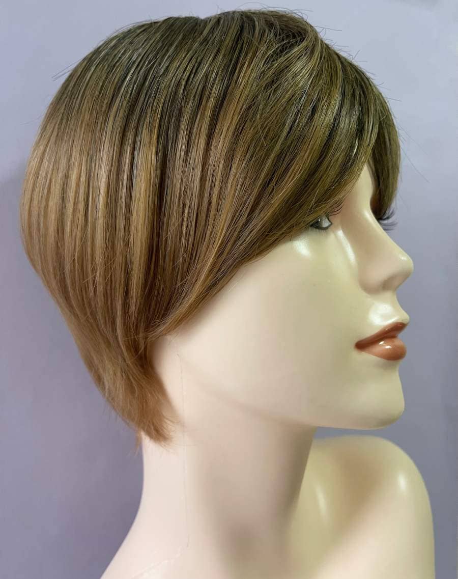 Pixie Cut Ombre Brown Straight Wig with Side-Swept Bangs